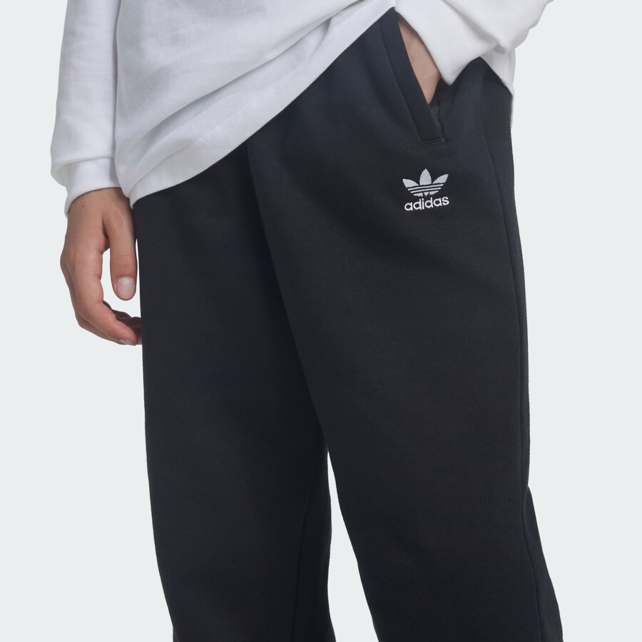 Тканевые брюки ADIDAS ORIGINALS Tapered Pants Trefoil Essentials, черный — фото 3