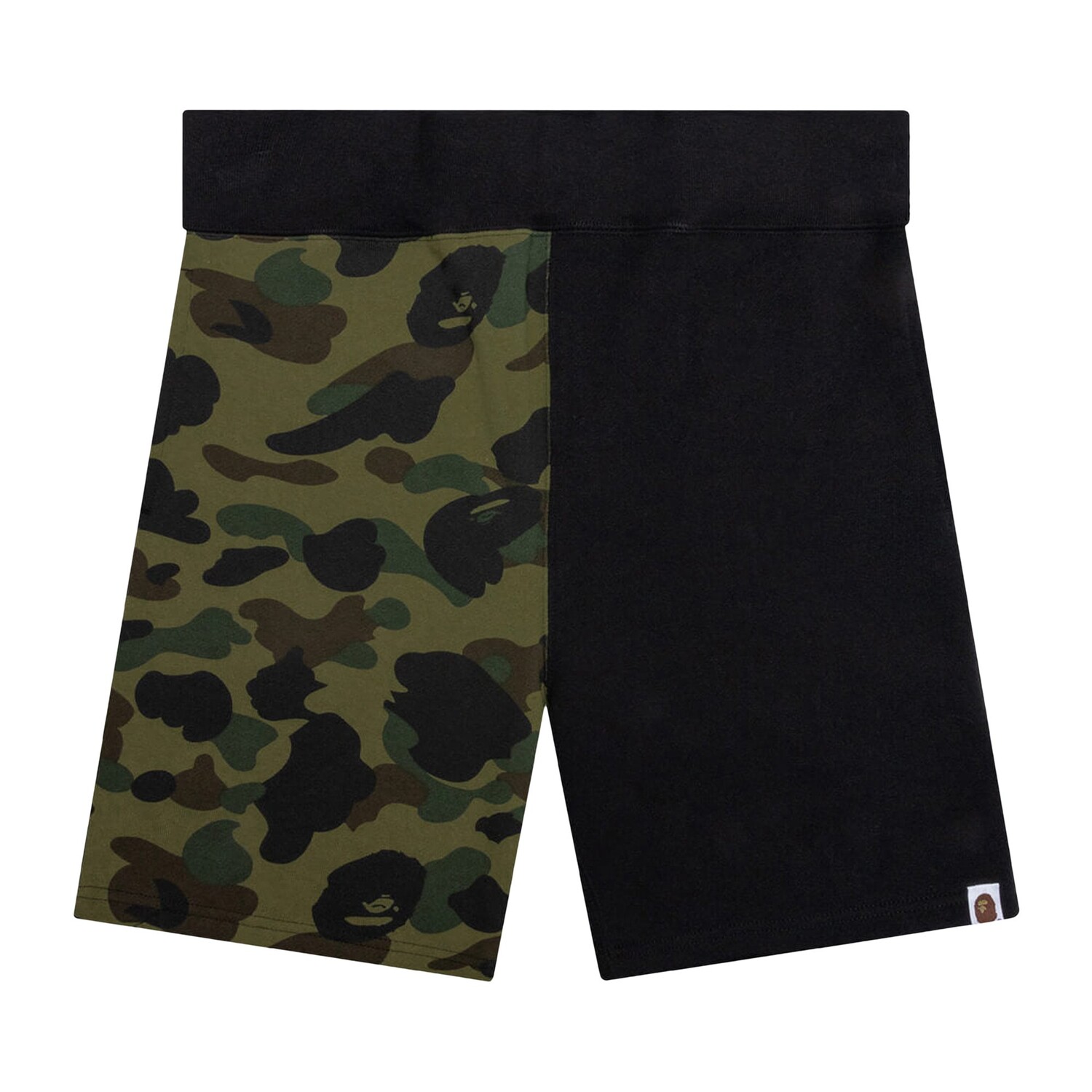 

Спортивные шорты BAPE 1st Camo Back Shark, цвет Черный/Зеленый