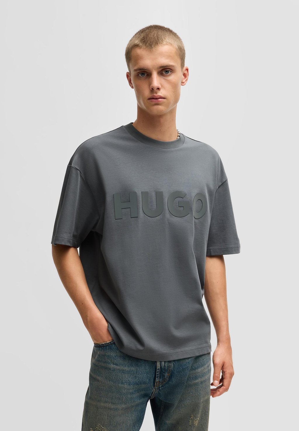

Футболка с принтом DINKEE HUGO, серый