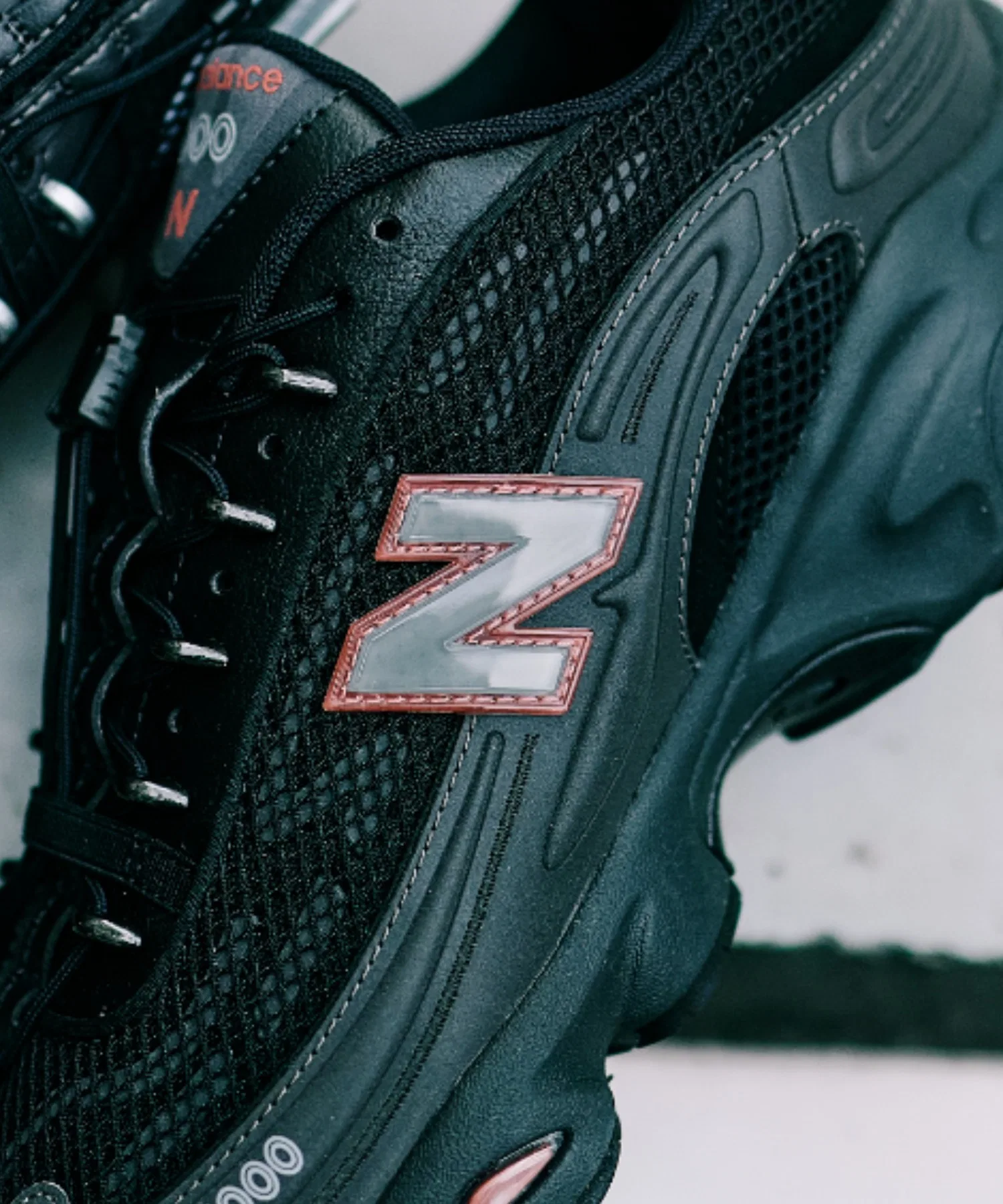 Унисекс кроссовки New Balance M1000D чёрные — фото 4