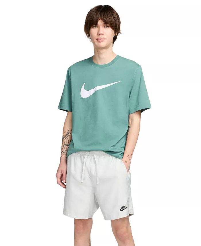 

Спортивная мужская футболка с короткими рукавами и круглым вырезом Swoosh Nike, зеленый