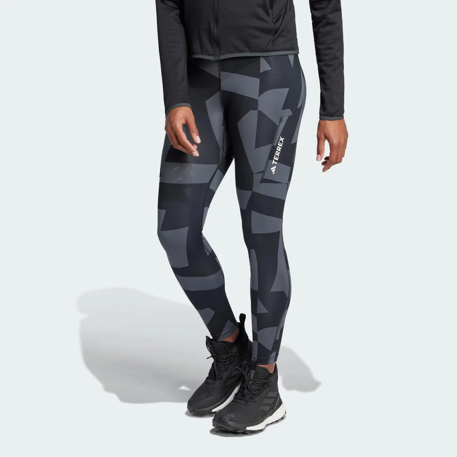 Женские леггинсы с принтом Terrex Multi Adidas, Carbongrau Schwarz — фото 2