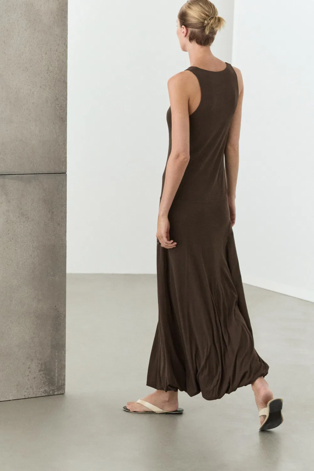 Платье миди с пышной отделкой Massimo Dutti, хаки — фото 4