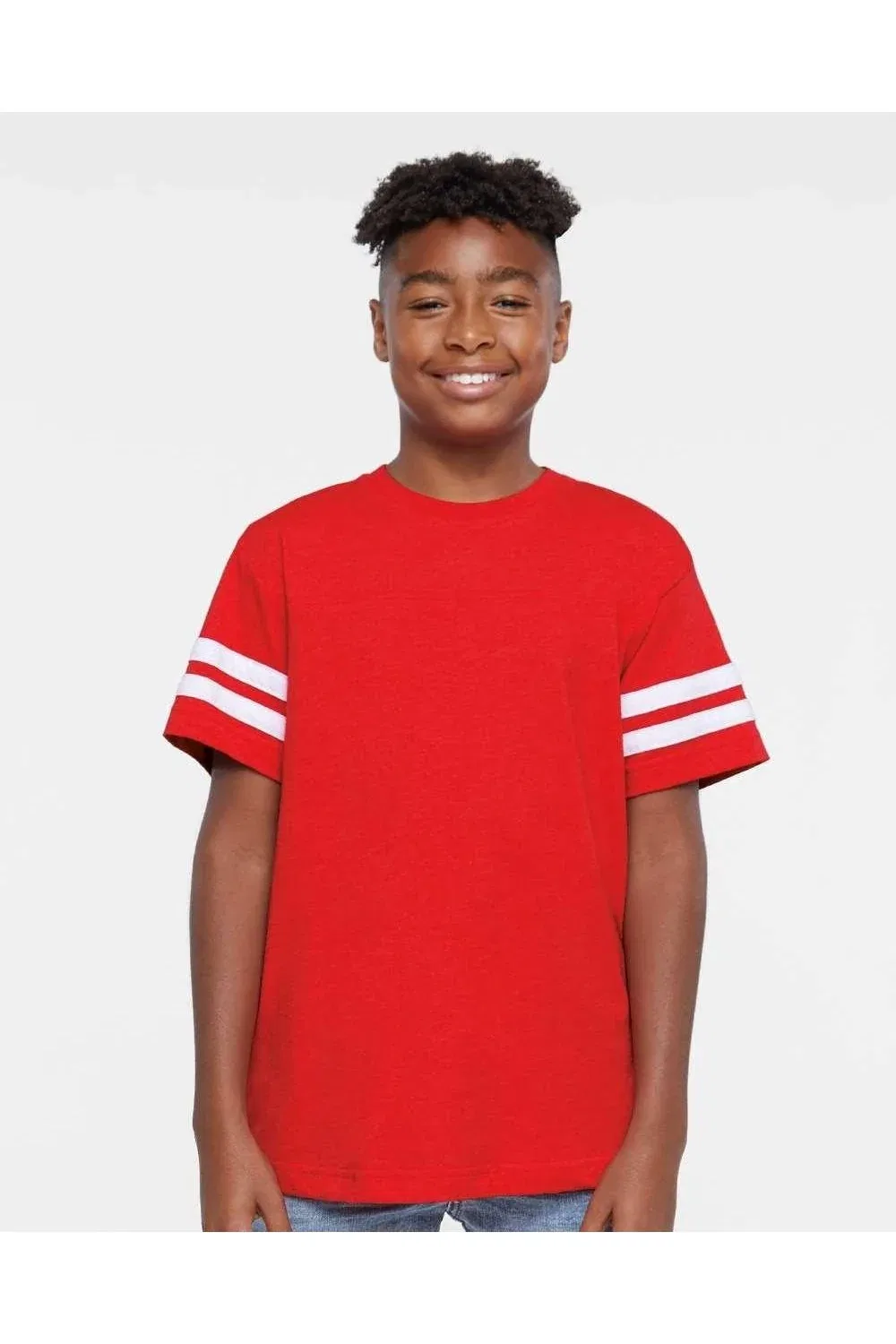 Детская футболка для мальчиков с контрастными полосами на рукавах LAT Youth Football Fine Jersey Tee, Vintage Red/ White — фото 4