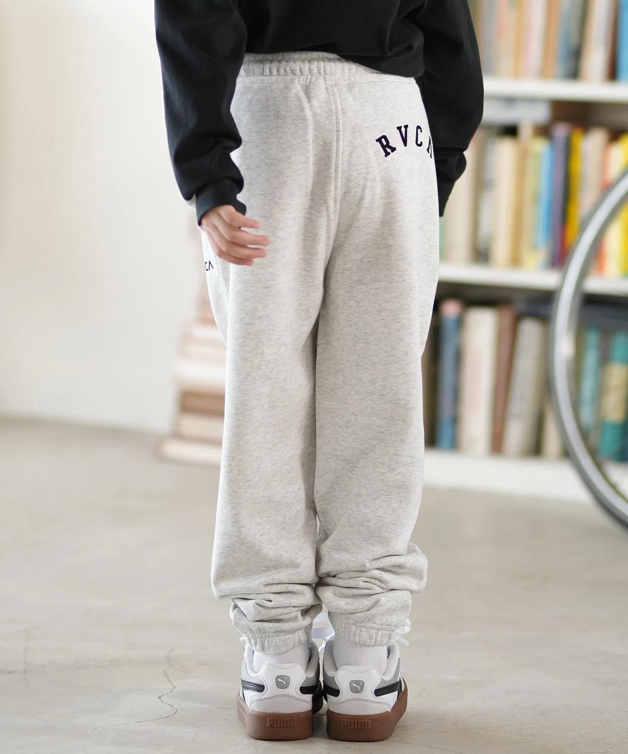 Детские спортивные штаны с принтом ARCH College Sweatpants RVCA, Gray