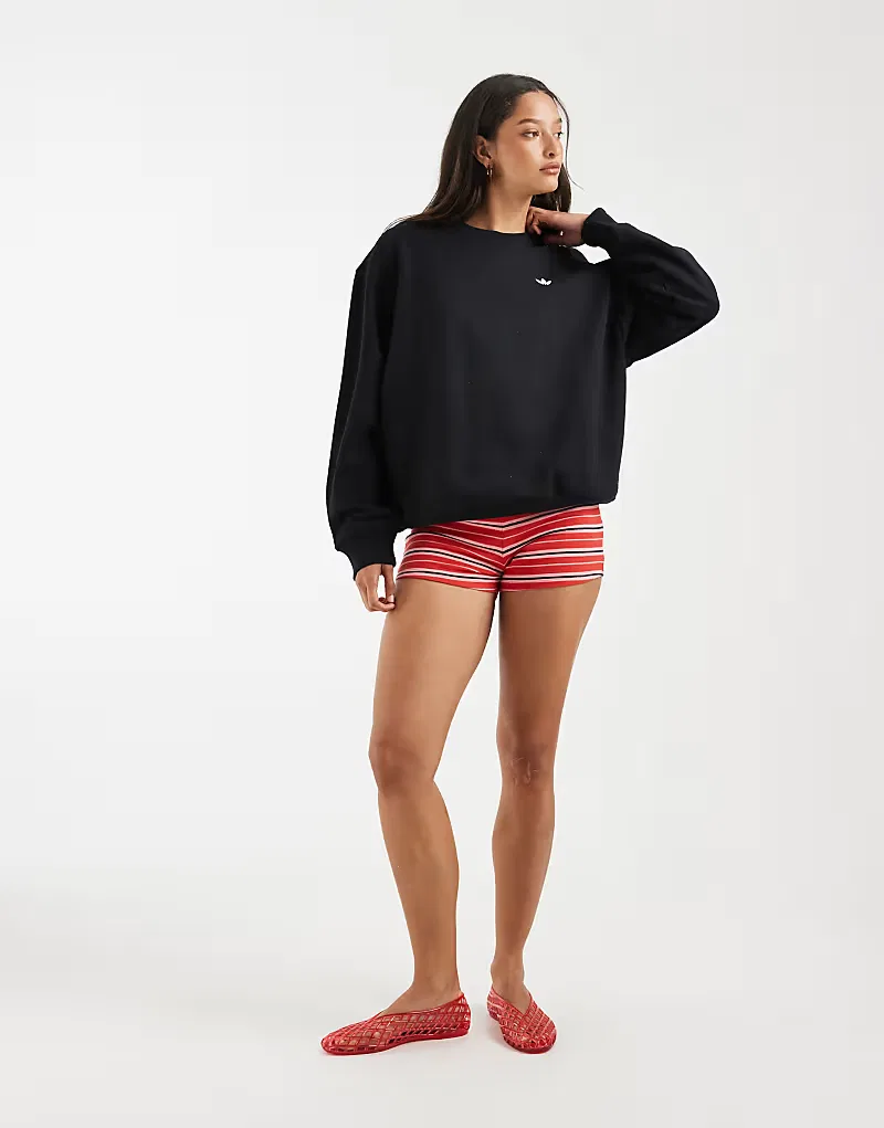 Удлиненная флисовая толстовка Adidas Originals Essentials с круглым вырезом, черный — фото 2