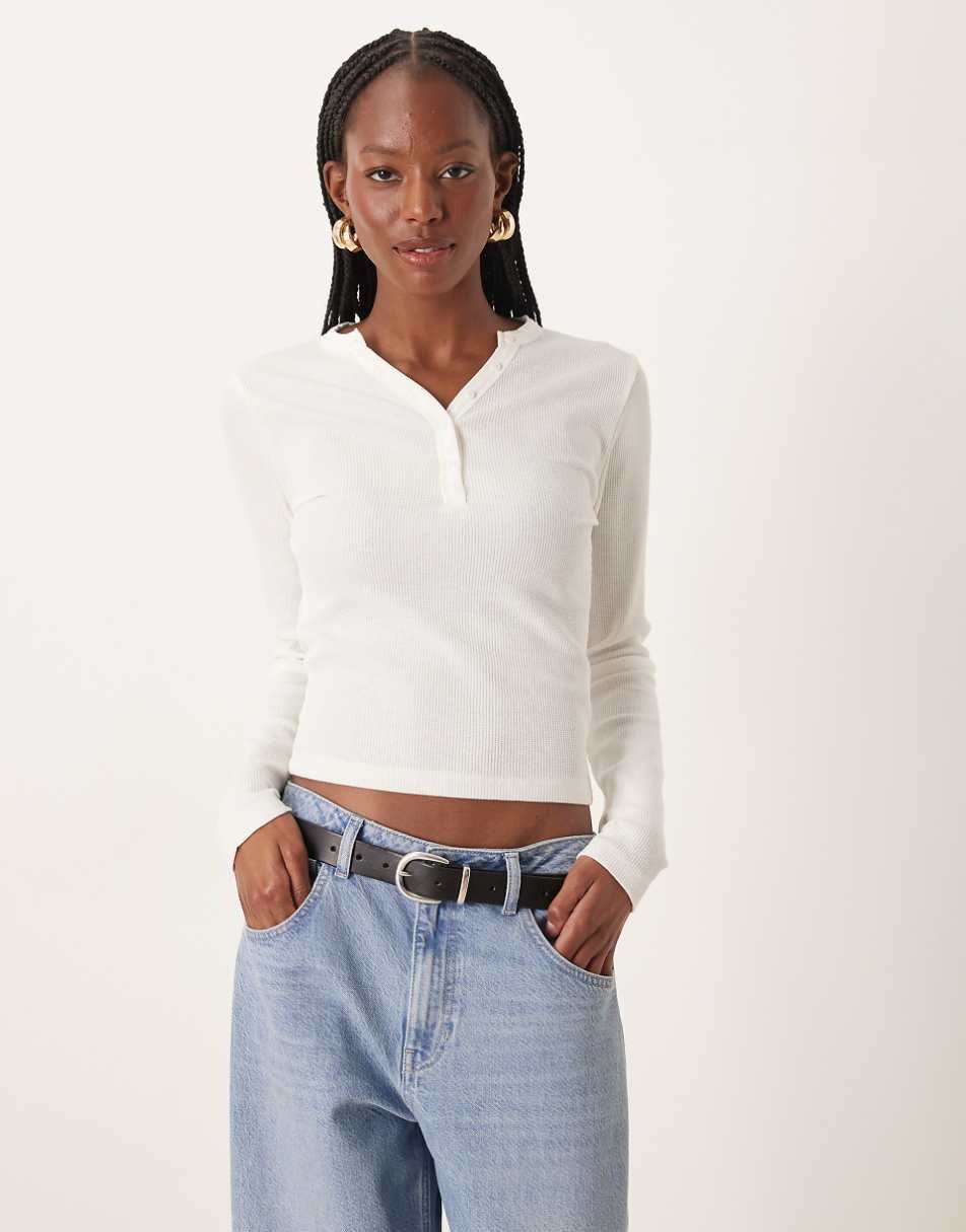 

Лонгслив Asos Design Shrunken Waffle, кремовый