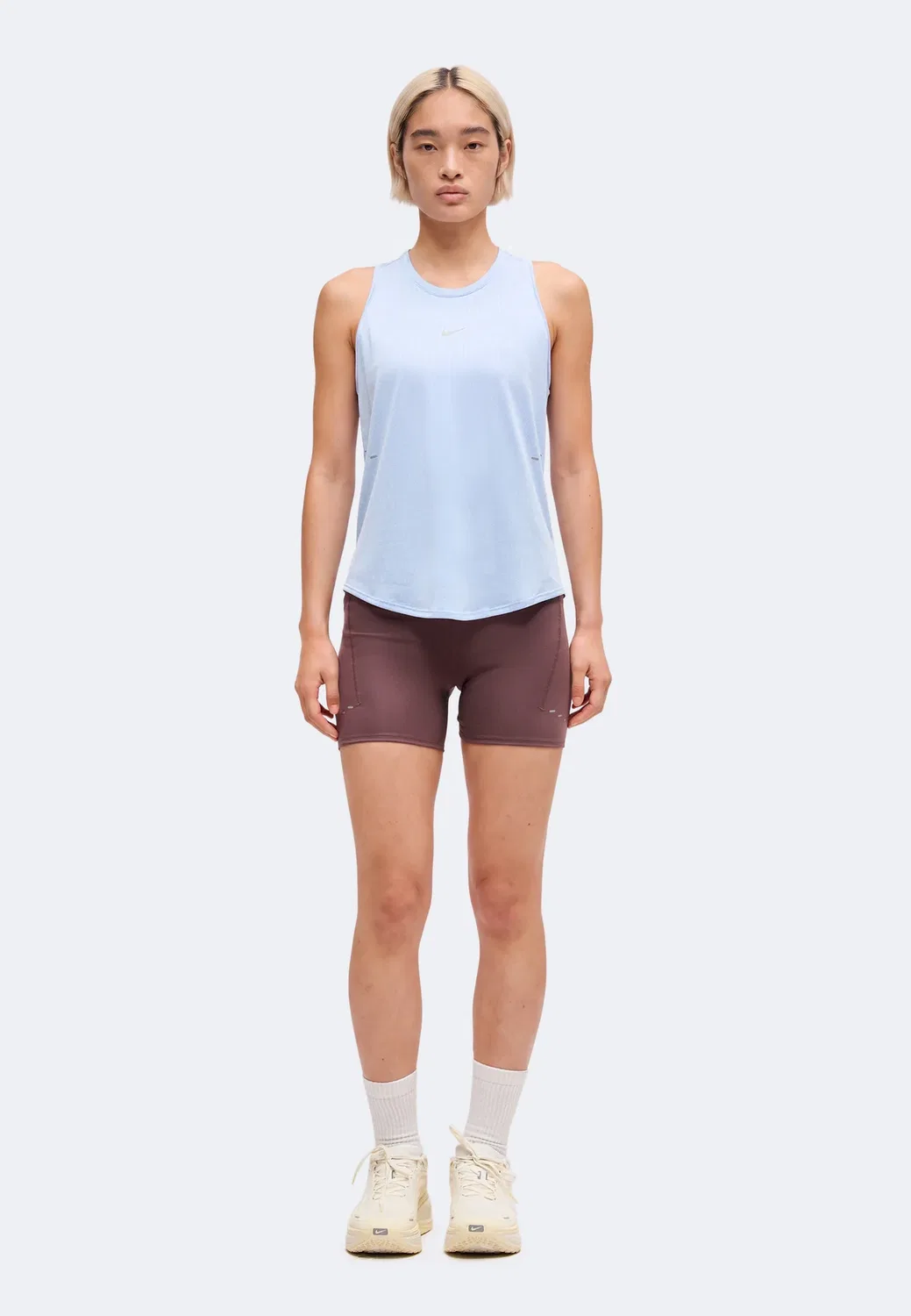 Топ Swift Tank Nike Performance, Aluminum/Pure Platinum — фото 2