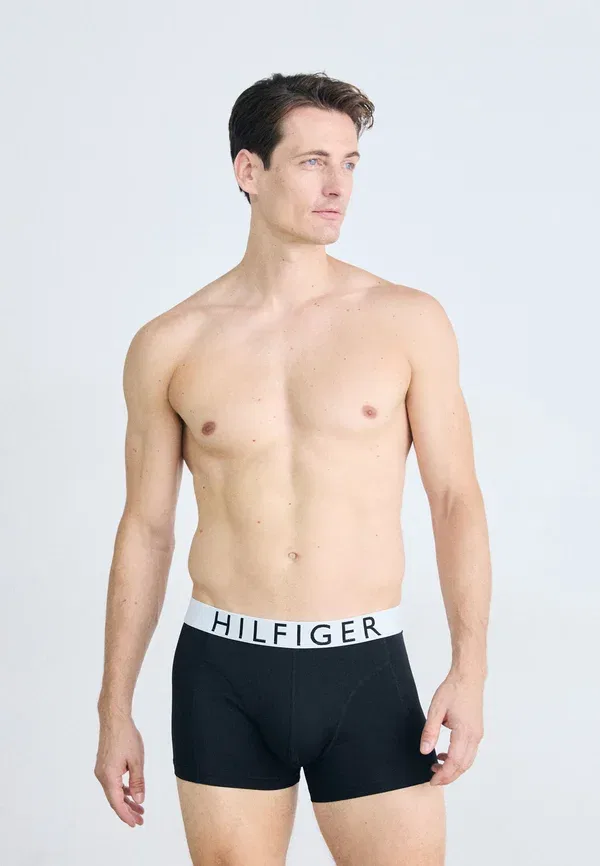 Трусы 3 штуки, из полиамида и эластана, Trunk 3 pack Tommy Hilfiger, black/white, белый — фото 2