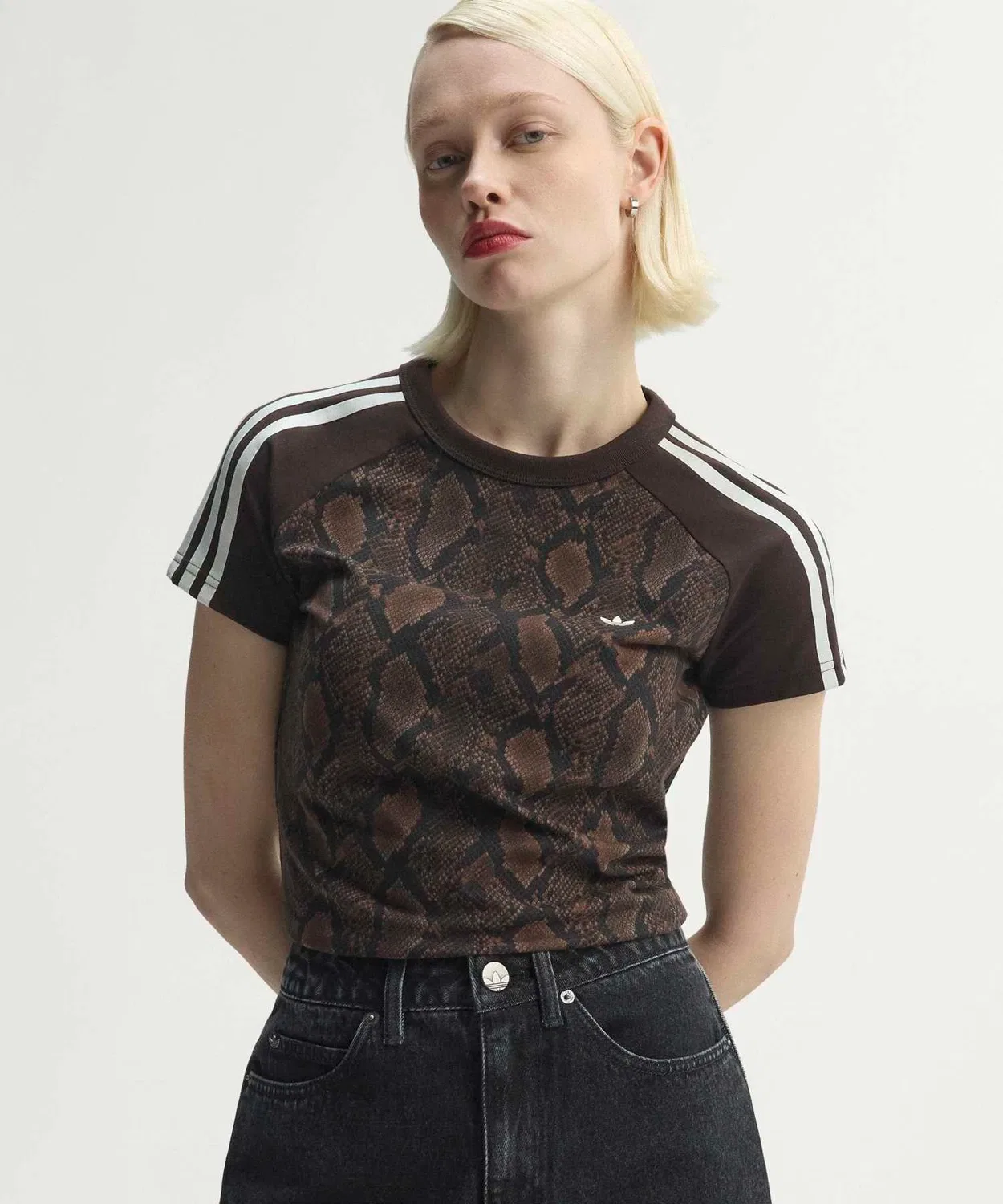 Женская футболка с принтом Snake Print Cali Adidas Originals, Brown