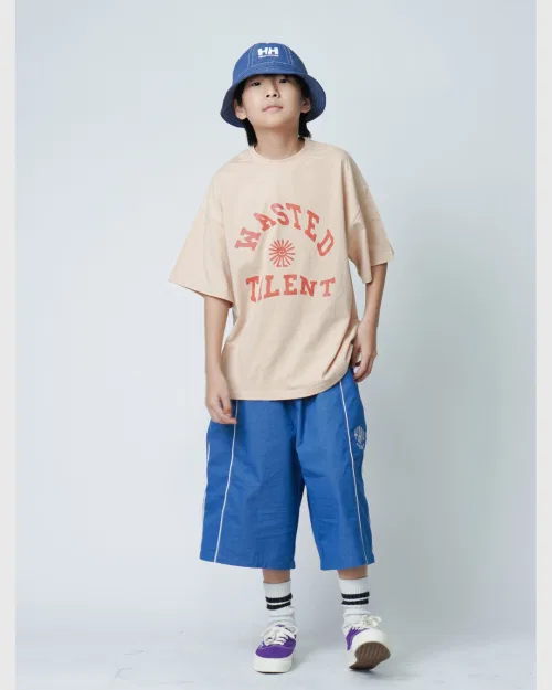 Детская футболка оверсайз с графическим принтом Junior TALENT KRNR, Sand Beige — фото 2