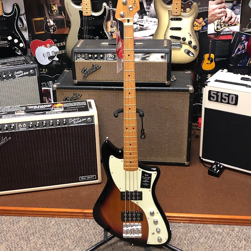 

Fender Player Plus Active Meteora Bass 2022 — настоящее время — 3 цвета Sunburst