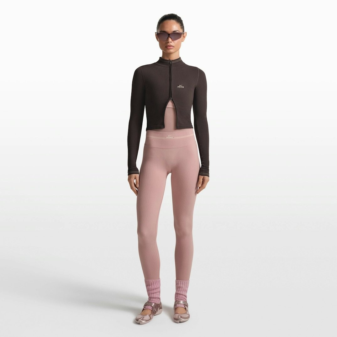 

Леггинсы Nike x SKIMS Ribbed Seamless 26", розовый