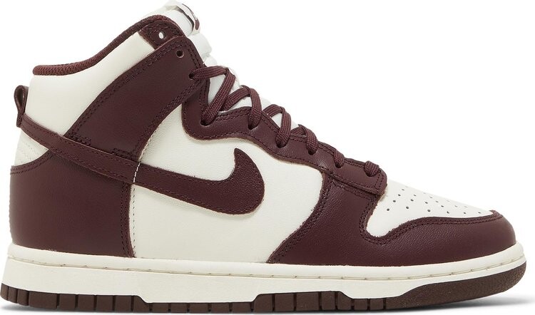 

Кроссовки Nike Wmns Dunk High 'Burgundy Crush', красный