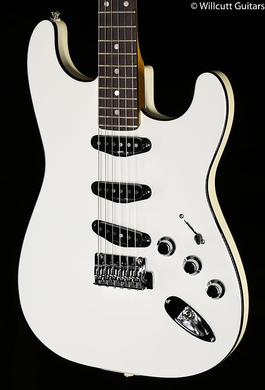 

Fender Aerodyne Special Stratocaster ярко-белый (694)