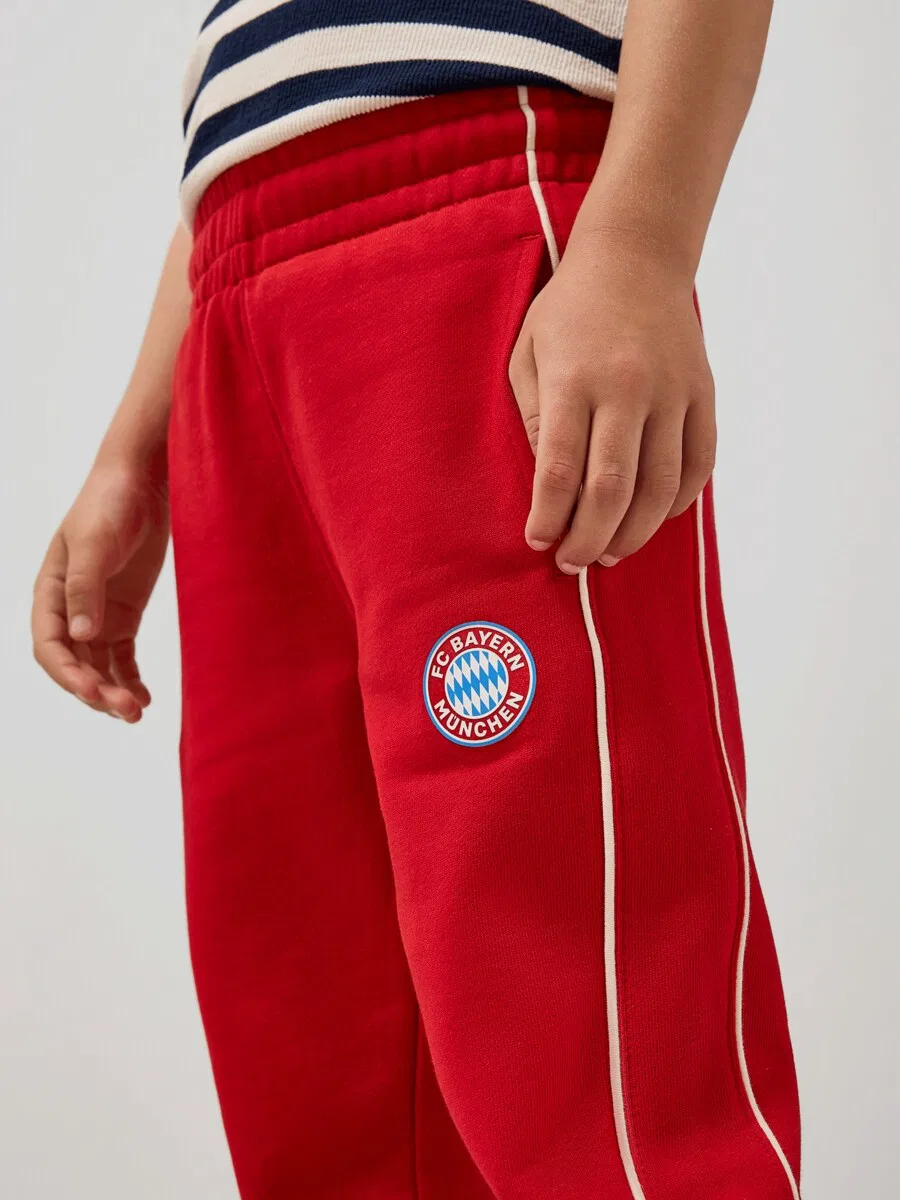 Брюки стандартного красного цвета FC BAYERN MUNCHEN — фото 4