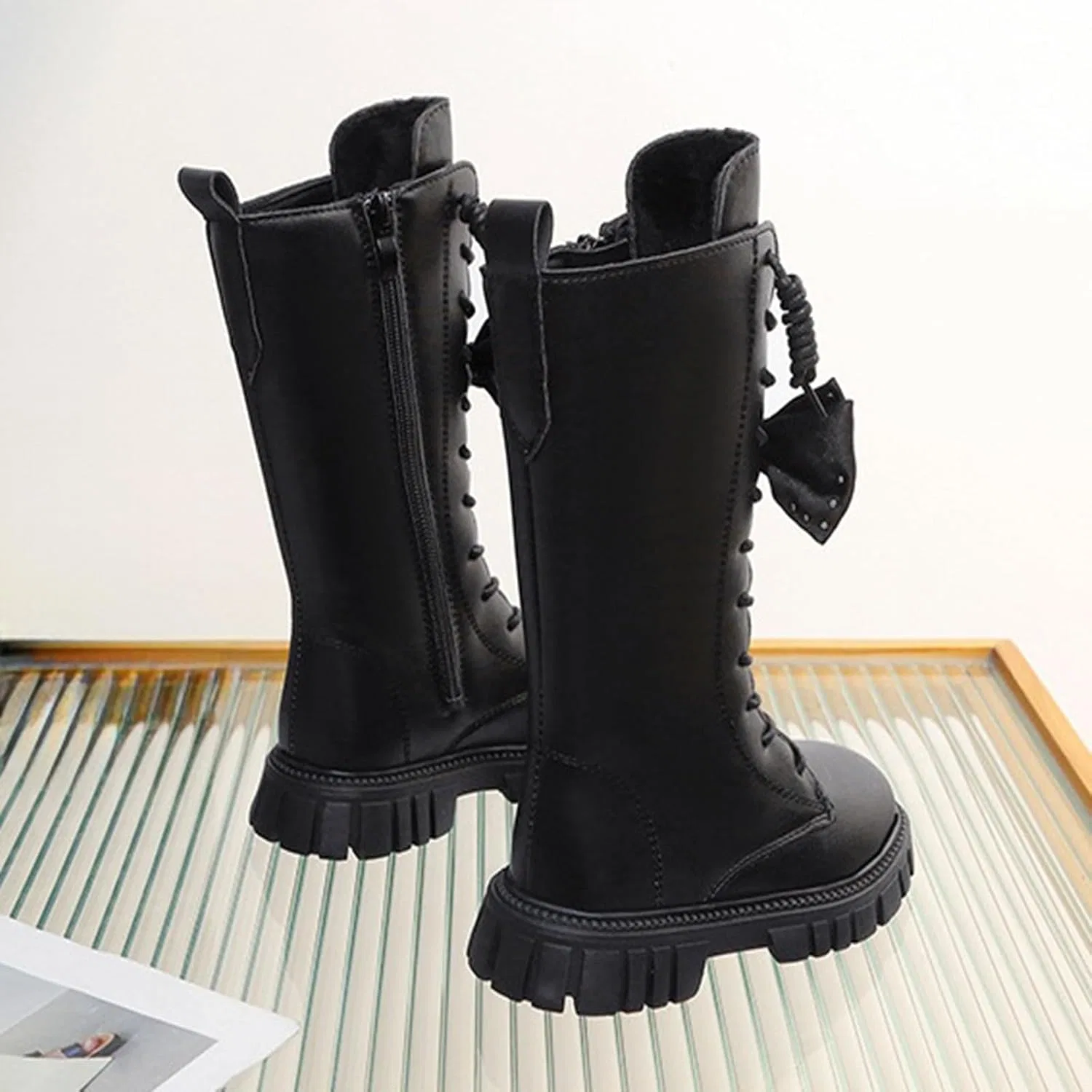 Детские ботинки для девочек с принтом и шнуровкой, модель Girls Lace Up Combat Boots, Black — фото 3