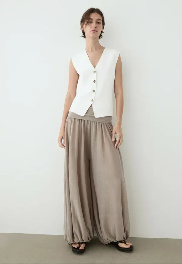 Жилет вязаный из вискозы Waistcoat Massimo Dutti, белый — фото 2