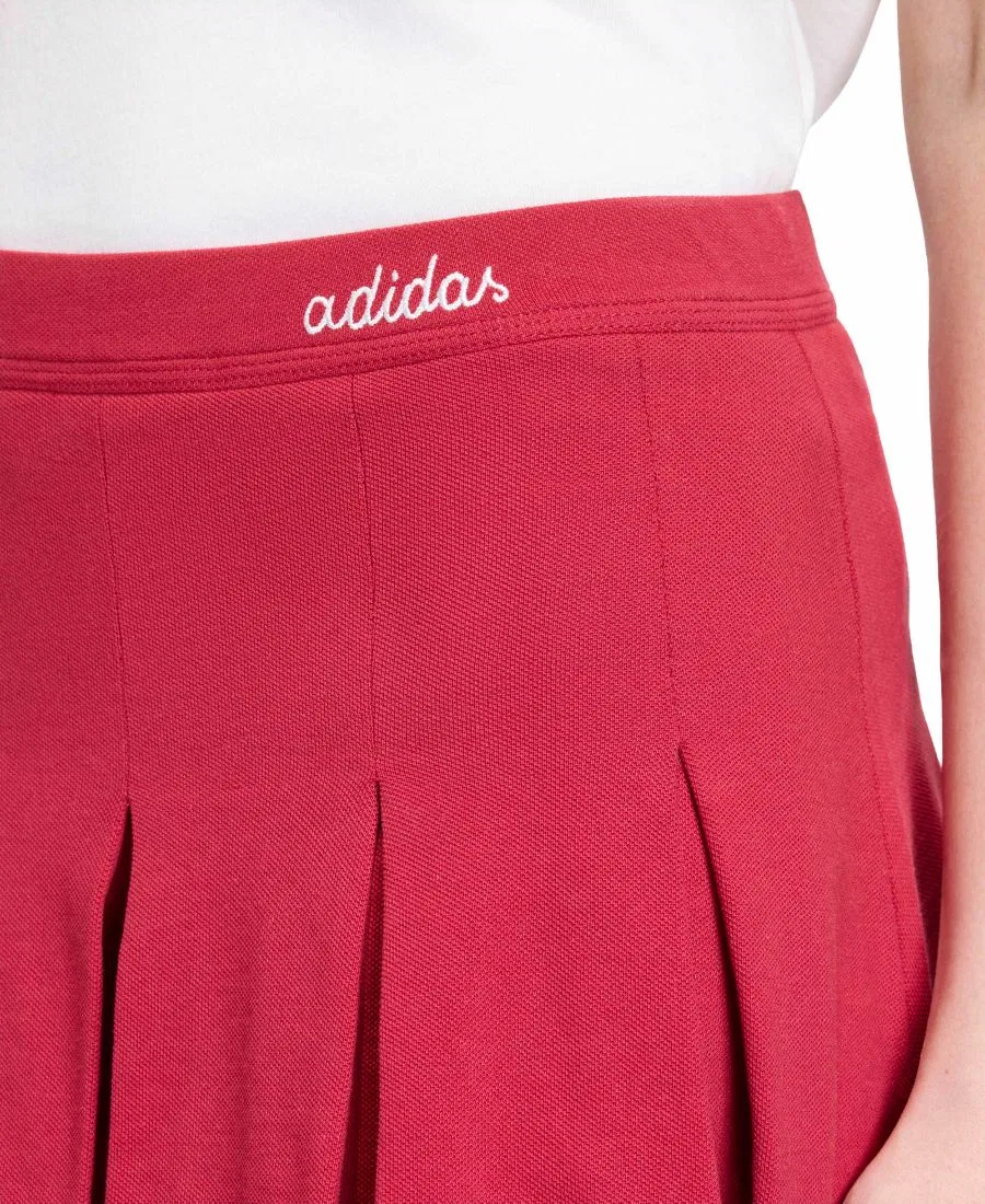 Женская юбка-трапеция из хлопка с внутренними леггинсами Colorpop Skirt adidas, Active Maroon Off White — фото 4