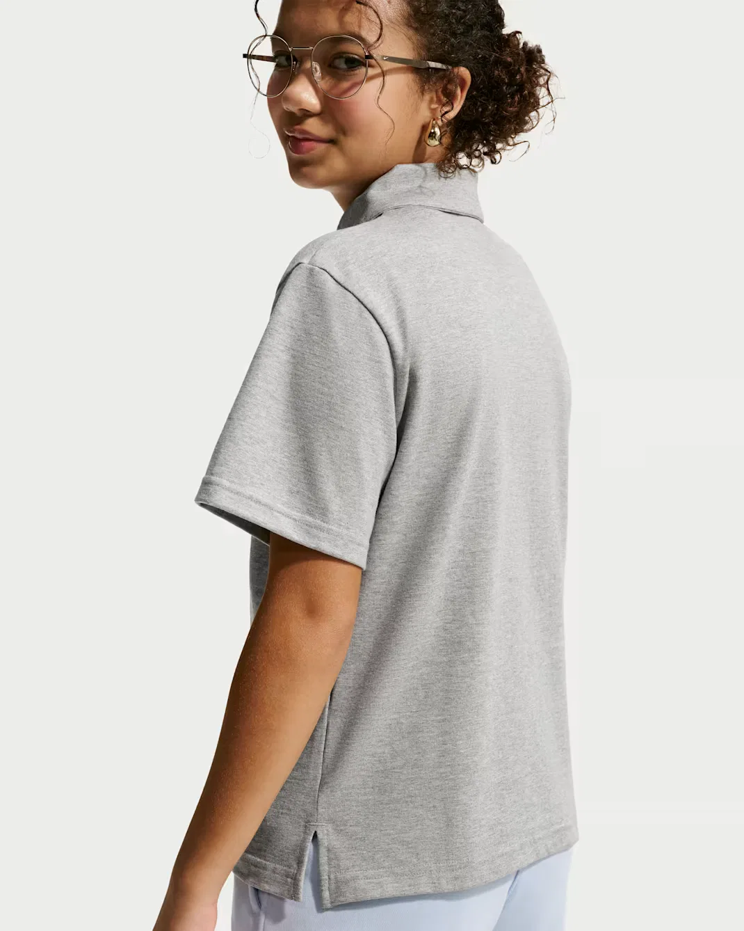 Вязаная поло с коротким рукавом для детей постарше Nike Sportswear Club, Dark Grey Heather/White — фото 4