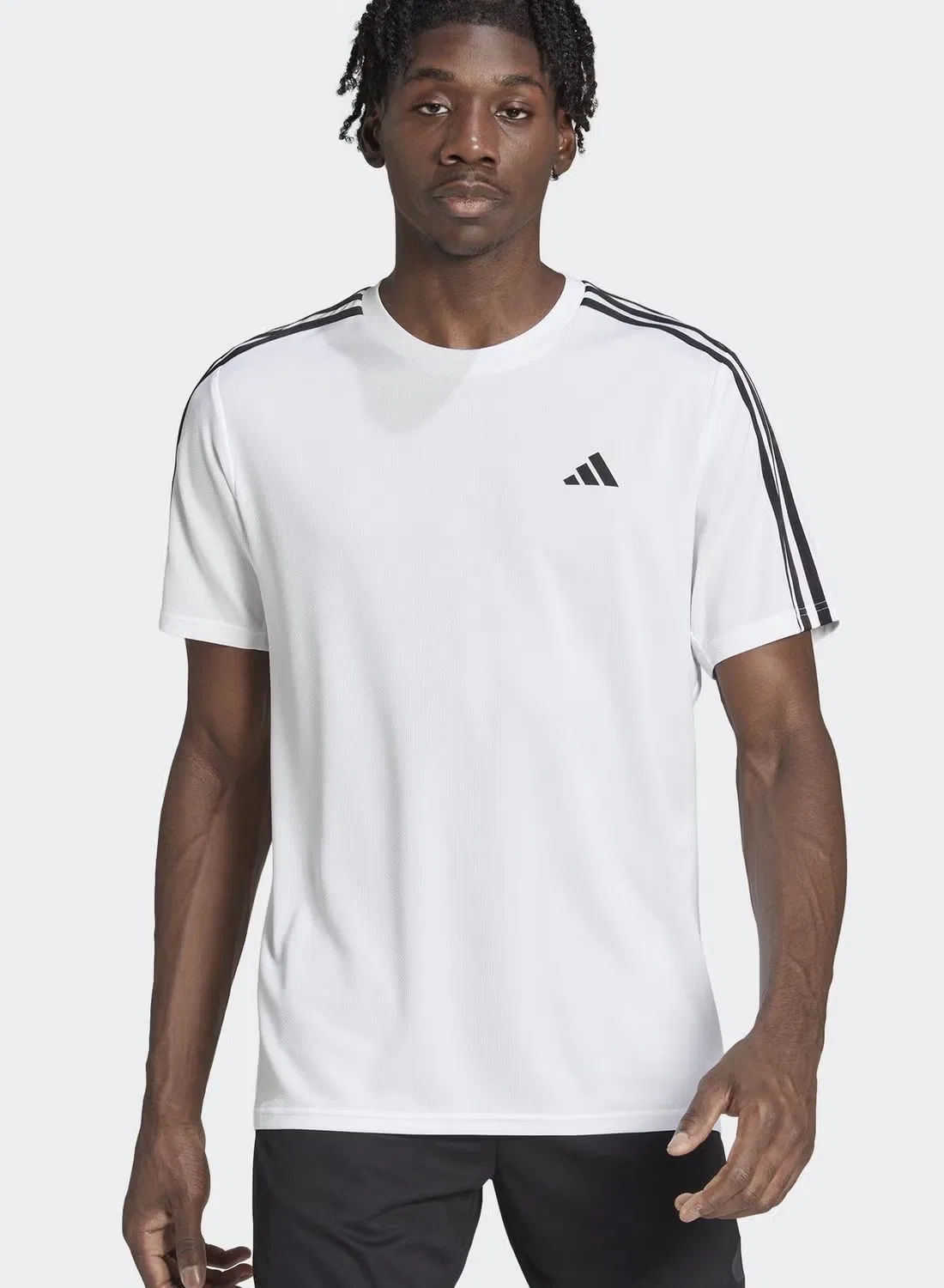 Футболка тренировочная с принтом 3-Stripes Train Essential Adidas, белая