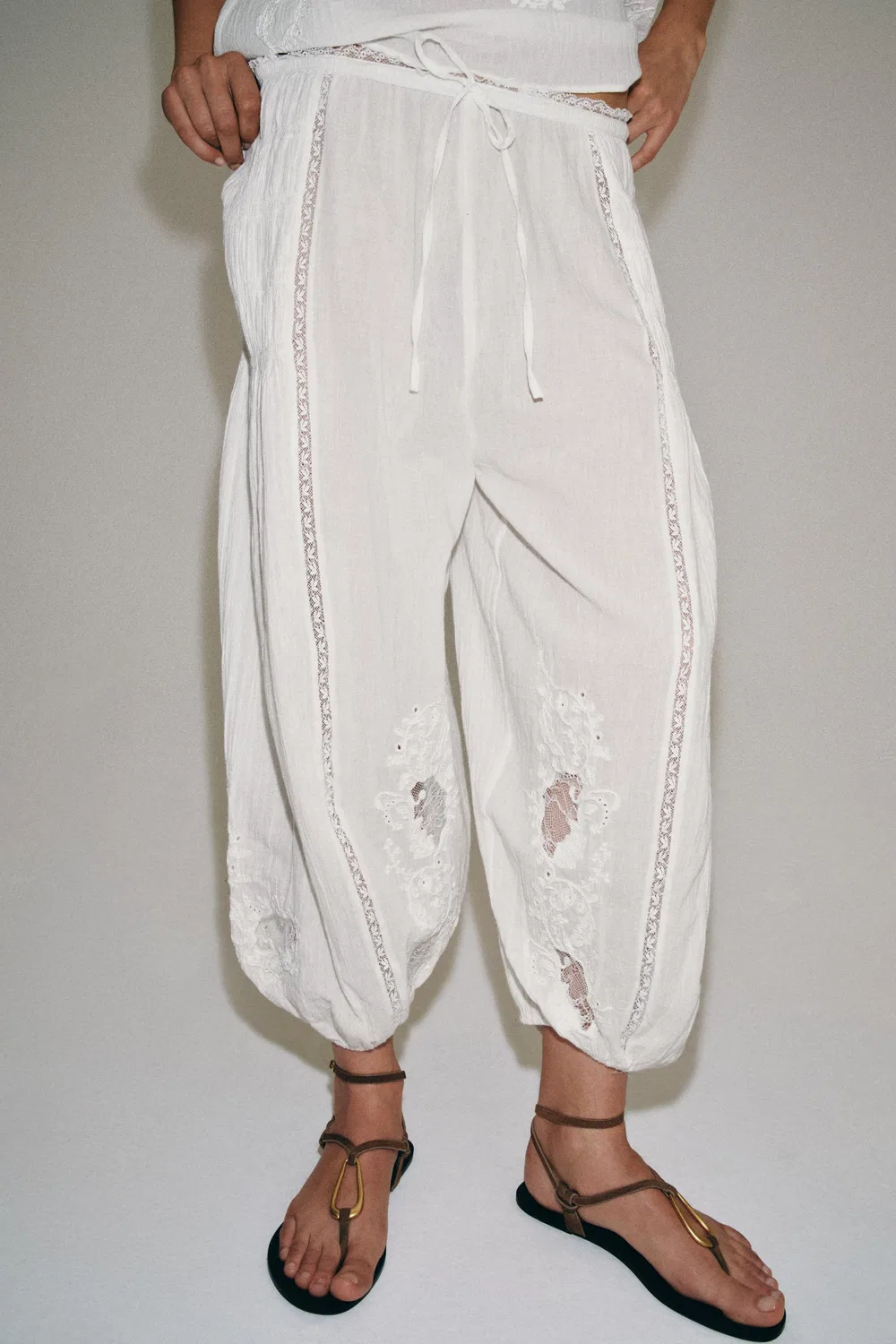 ZW COLLECTION КРУЖЕВНЫЕ БРЮКИ САРУЭЛЬ ZARA, Oyster-White — фото 2
