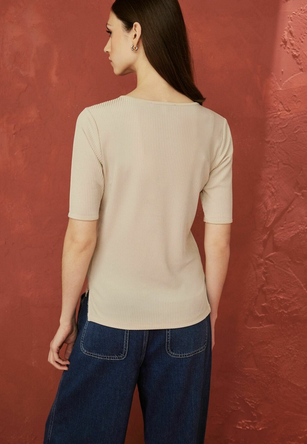 

Базовая футболка Short Sleeve Premium Henley Regular Fit Next, бежевый