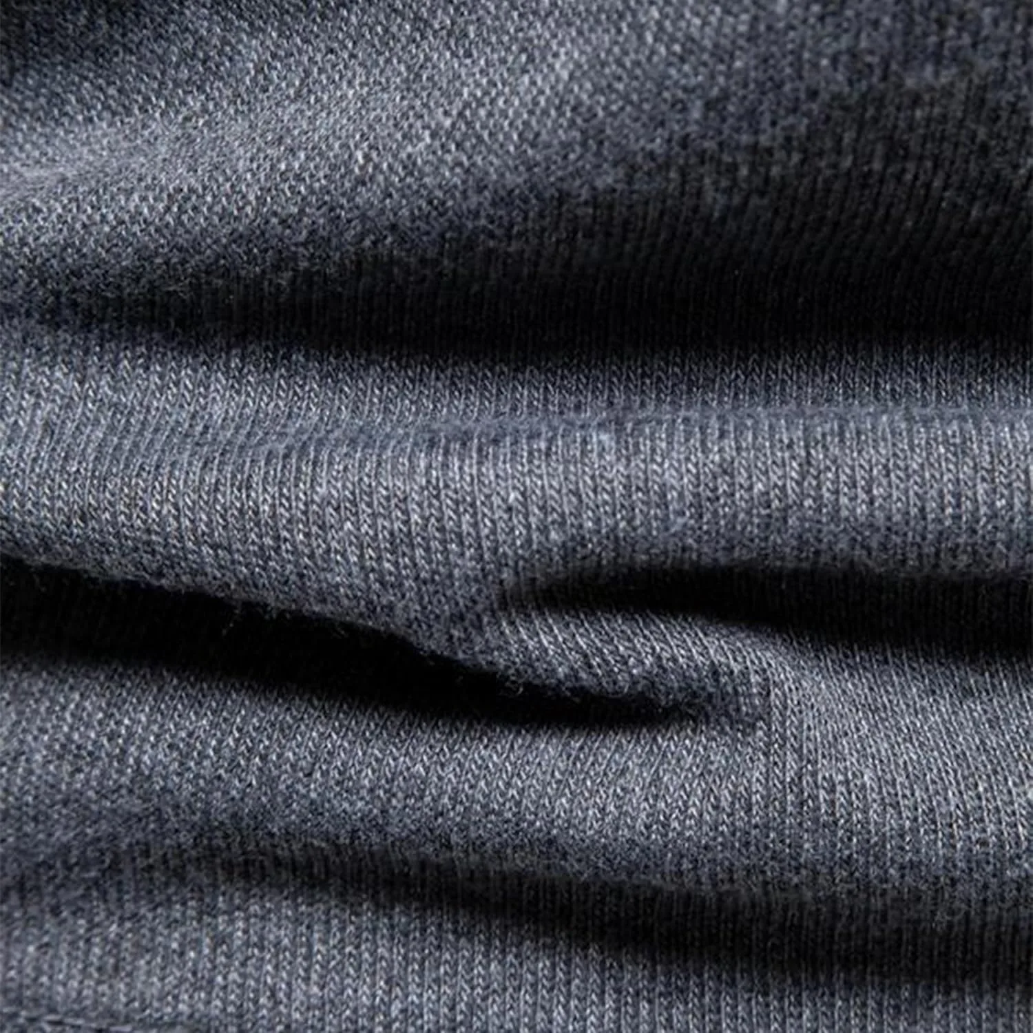 Мужской поло-свитер с полосками и четвертью молнии slim fit — фото 2