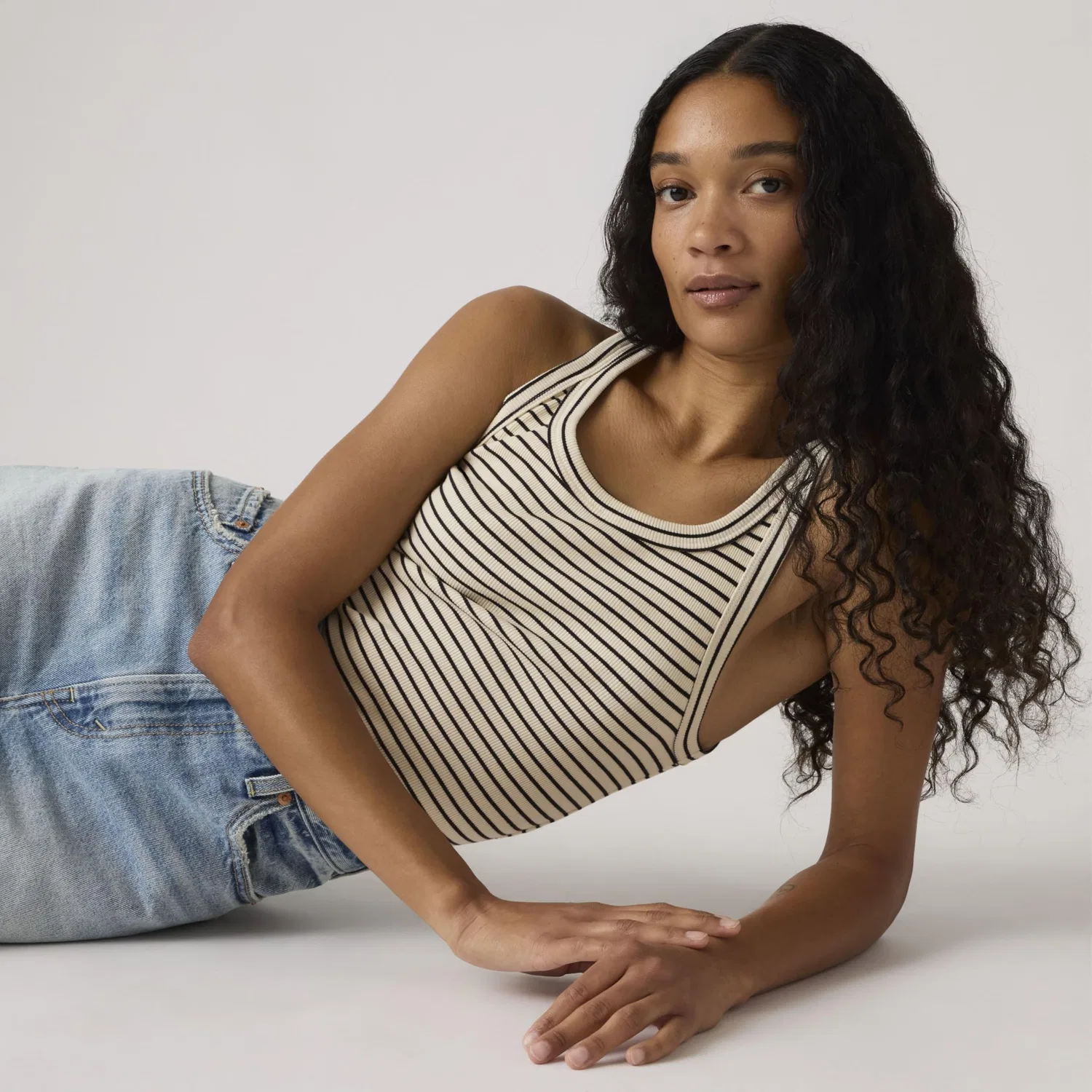 Женская майка с ребристой текстурой Essential Ribbed Tank Levi's, May Stripe Seedpearl — фото 3