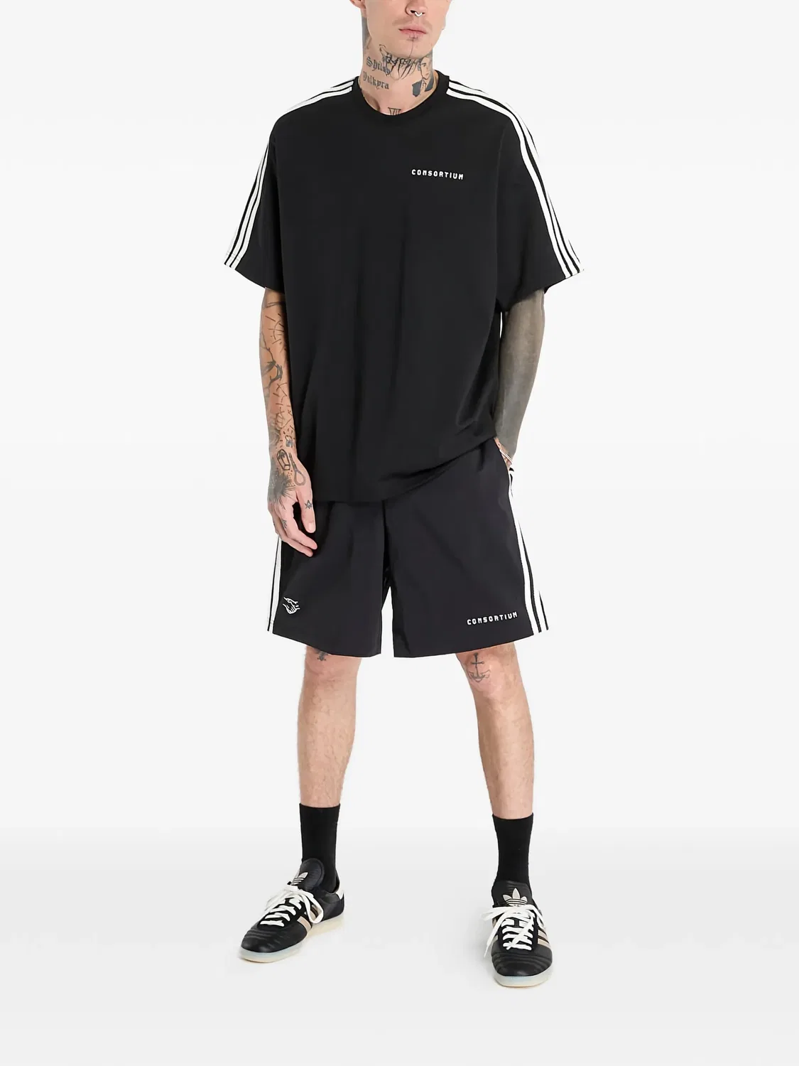 Шорты с полосатой деталью и шнуровкой Adidas, черный — фото 2