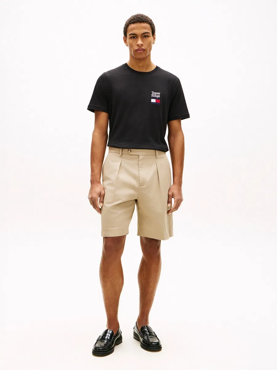 Футболка TOMMY HILFIGER 'Brand Love' черного цвета — фото 4