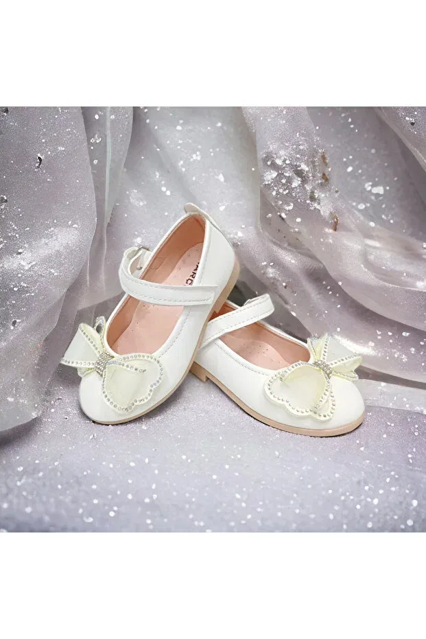Детские балетки для девочек с коротким каблуком Patik Bebe, White — фото 2