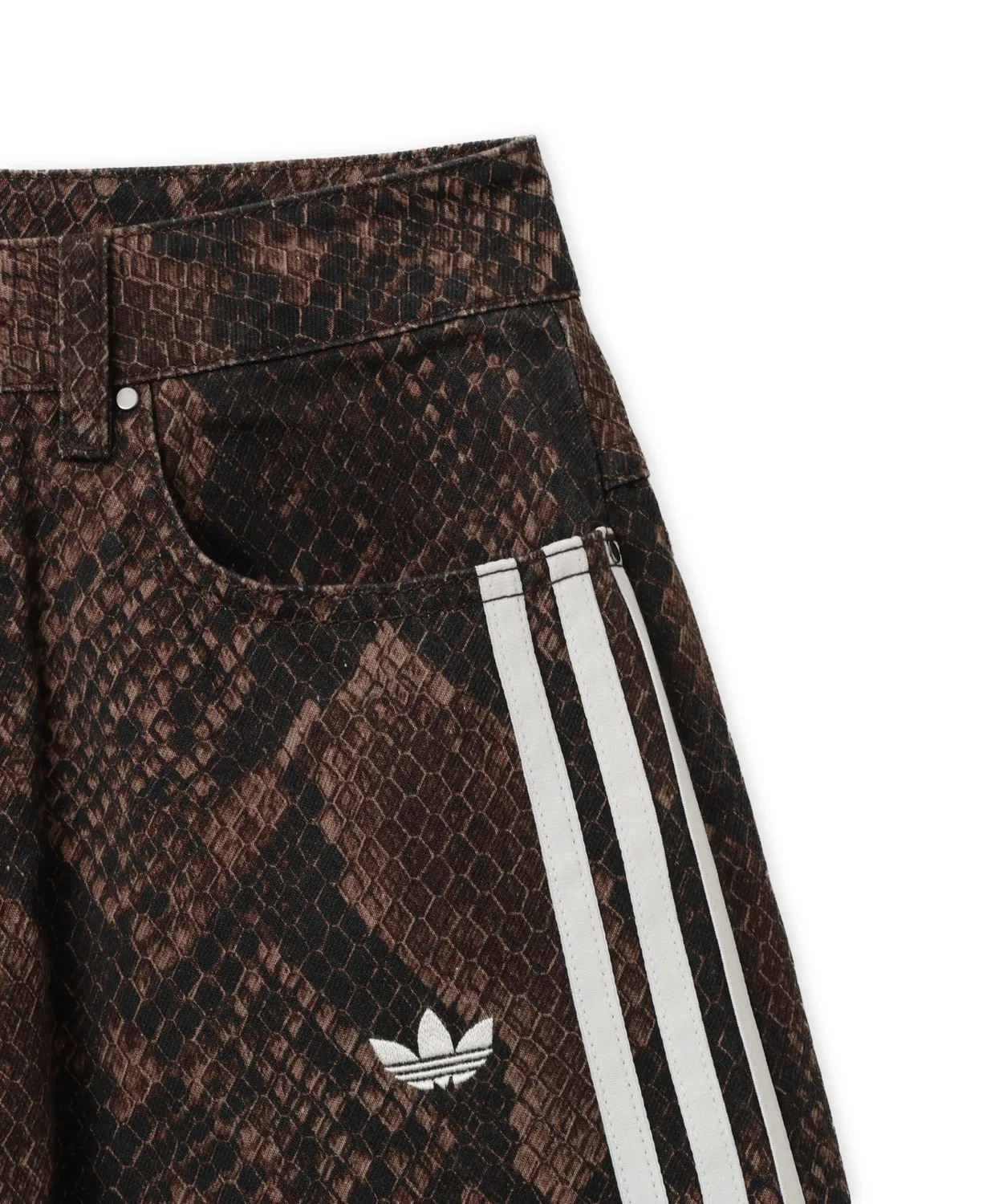 Женские джинсовые шорты свободного кроя с принтом Snake Print Denim Bermuda Adidas, Brown — фото 3