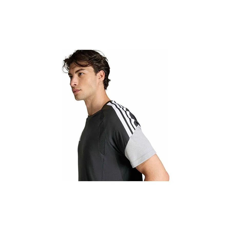 Футболка футбольная с длинным рукавом TIRO26 Competition Sw Tee adidas, Черный — фото 4