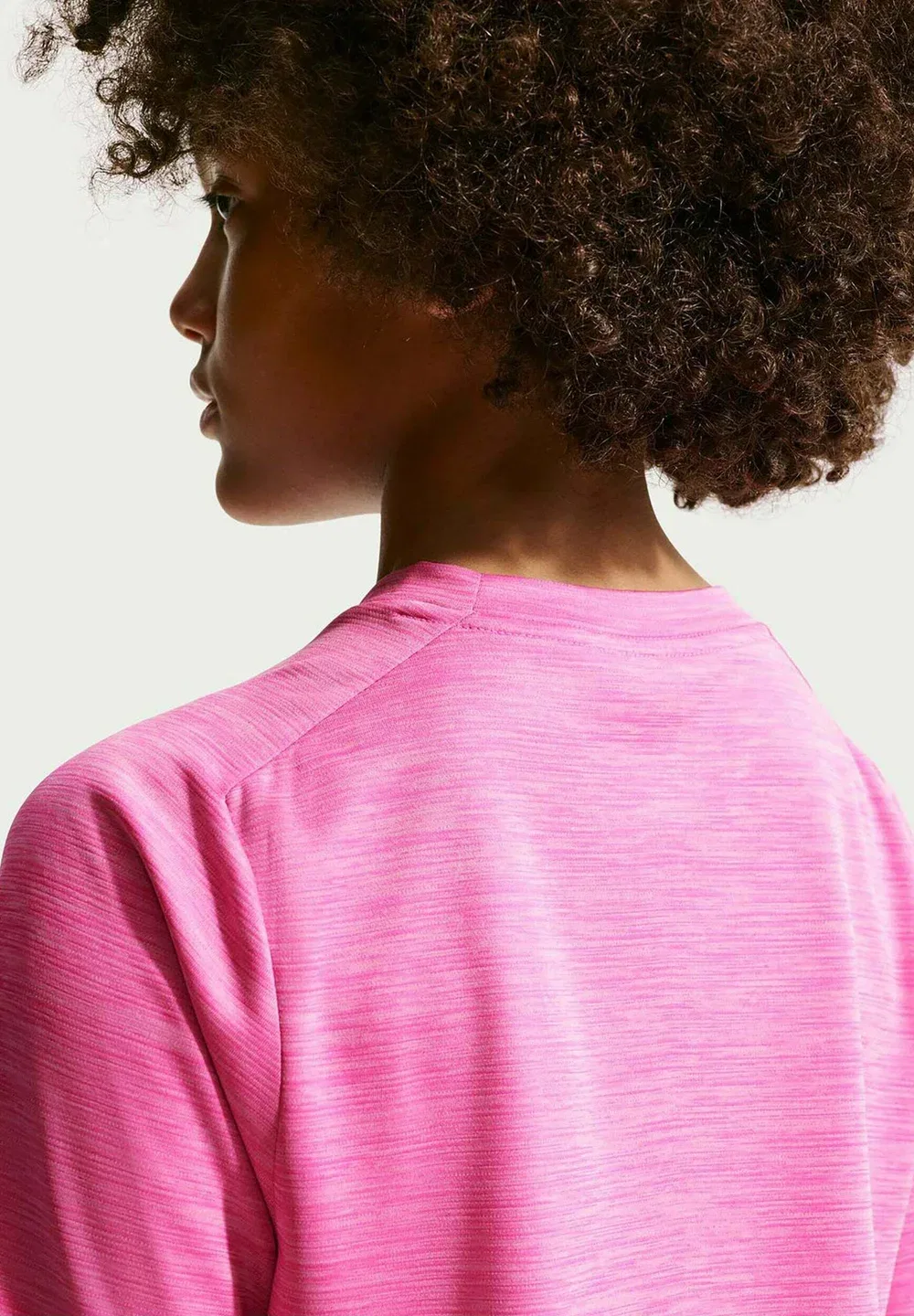 Футболка b nk df multi ss top lbr hthr - базовая футболка Nike Performance, Playful Pink Pink Rise White — фото 4