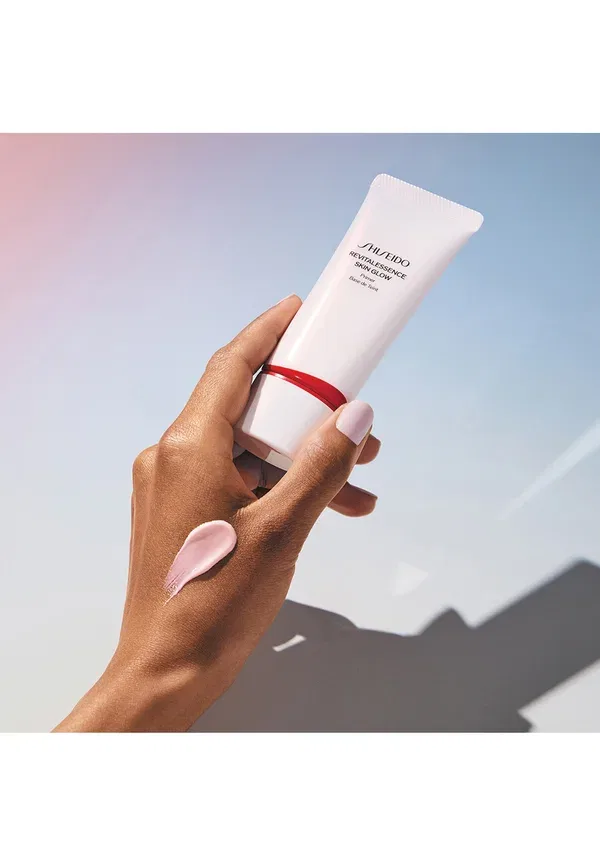Праймер сияющий Revitalessence skin glow primer Shiseido, 30 мл — фото 2