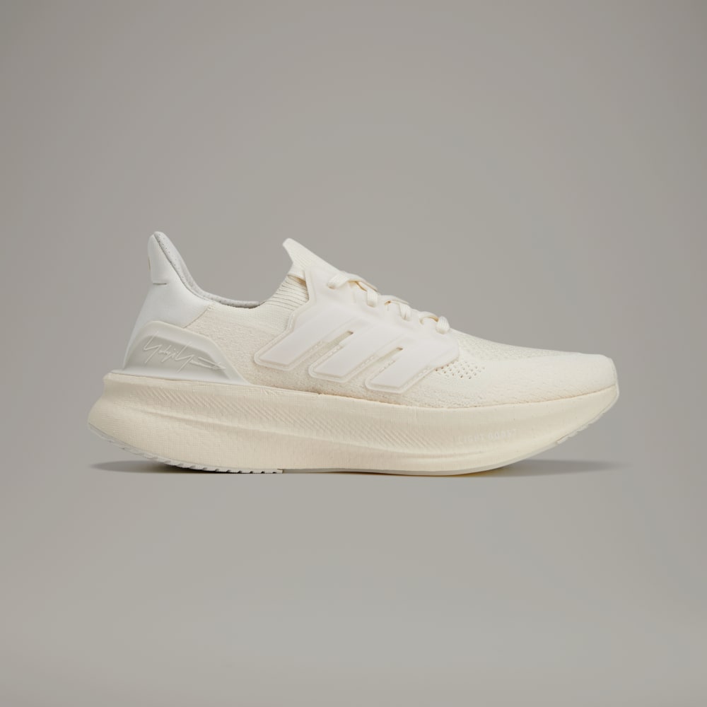 

Кроссовки Adidas Y-3 Ultraboost 5, цвет Off White/Core White/Wonder White