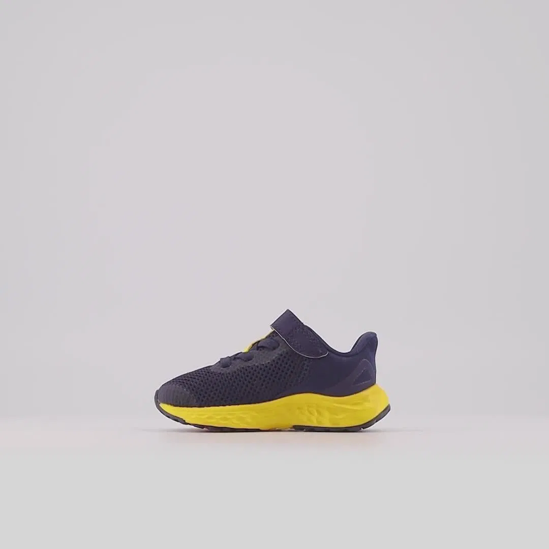 Детские кроссовки с шнурками-бингл и верхней застежкой Fresh Foam Arishi v4 New Balance, Team Navy With Electric Red And Egg Yolk — фото 3