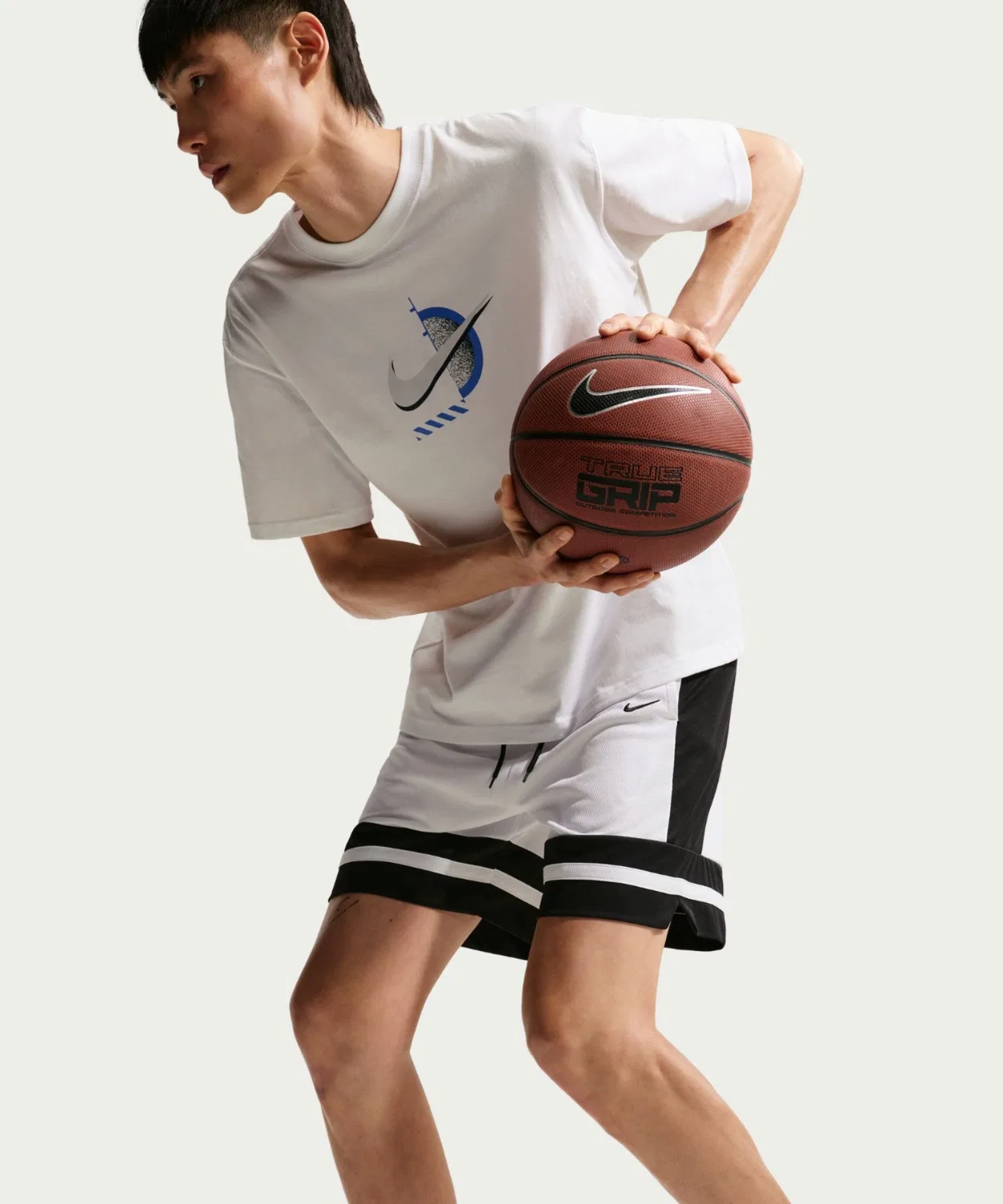 Мужские шорты с длиной 20 см Dri-FIT Classic NIKE, Белый/Черный — фото 4