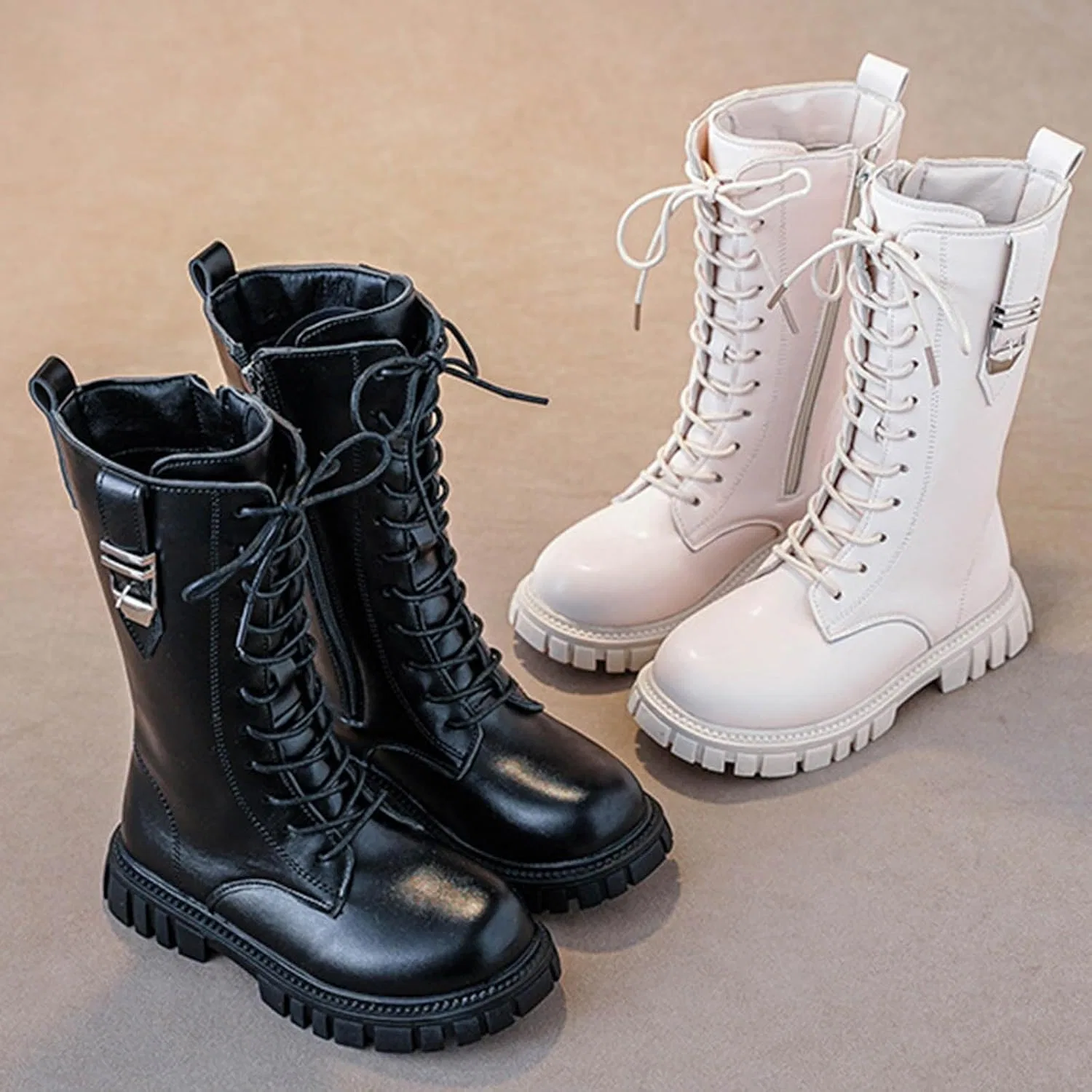 Детские ботинки на шнуровке с боковой молнией из PU-кожи, модель Goth Boots, White — фото 4