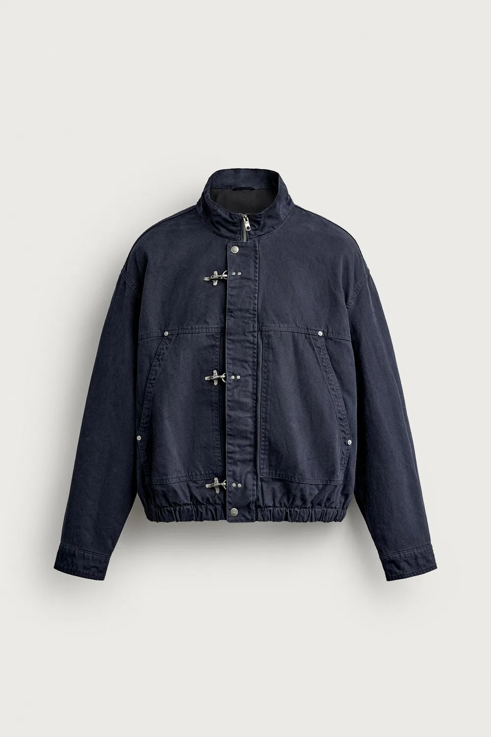 Куртка свободного кроя с металлическими застежками-пуговицами. ZARA, Navy blue