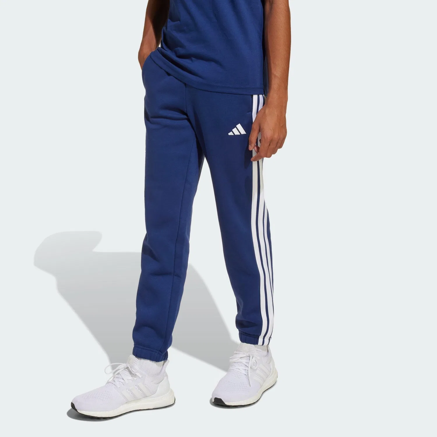 Детские штаны из футера Essentials Kids Adidas, Dunkelblau Weiss Blau — фото 3