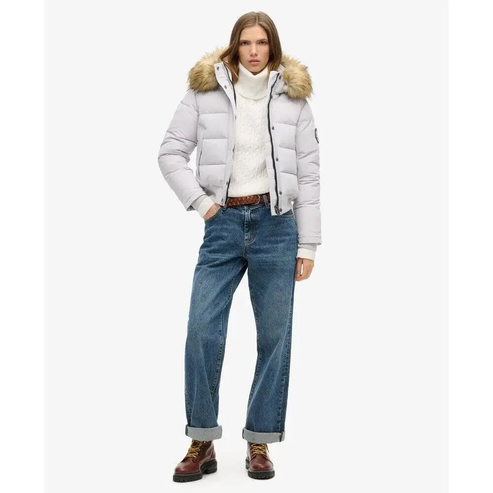 Женская утепленная куртка с капюшоном Everest Superdry, Grau — фото 3