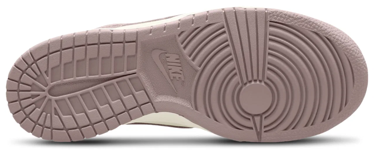 Кроссовки для девочек Dunk Low Nike, цвет Sail/Particle Rose — фото 4