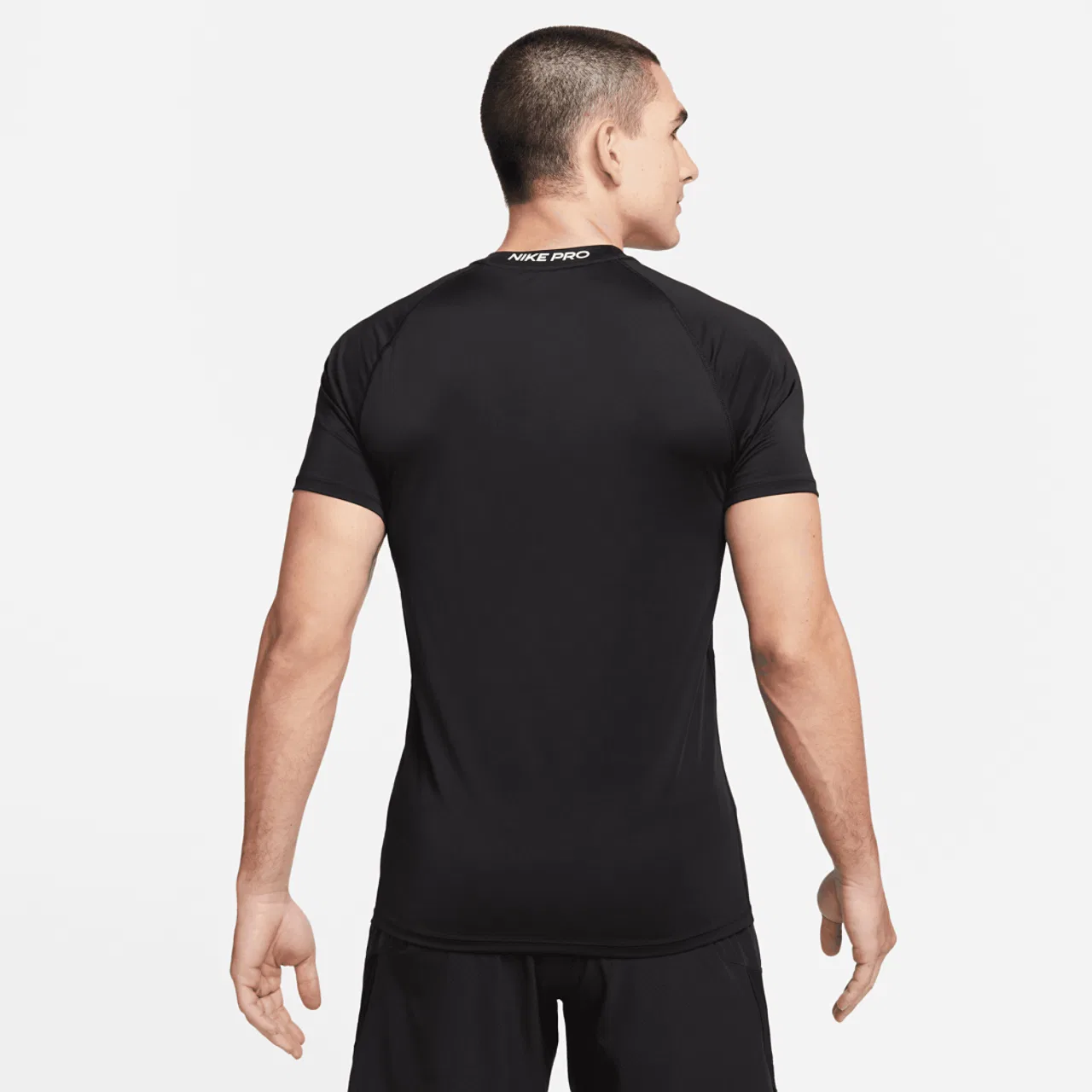 Мужская футболка с коротким рукавом Nike Dri-FIT Slim, Black/White — фото 2
