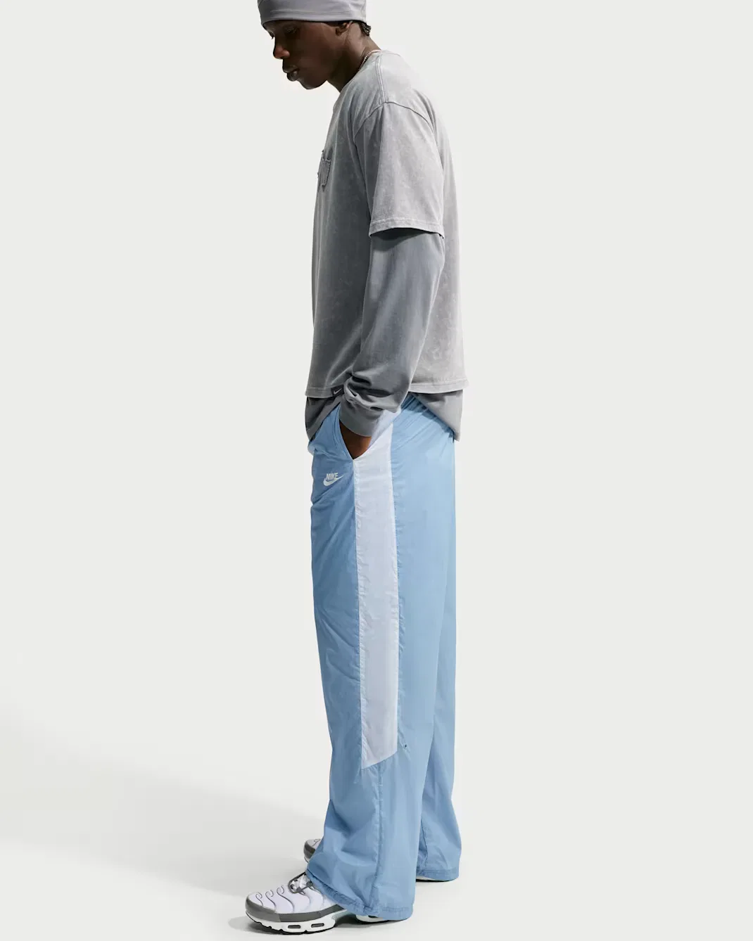 Мужские легкие брюки с защитой от УФ-излучения Nike Windrunner, Work Blue/Hydrogen Blue/White — фото 4