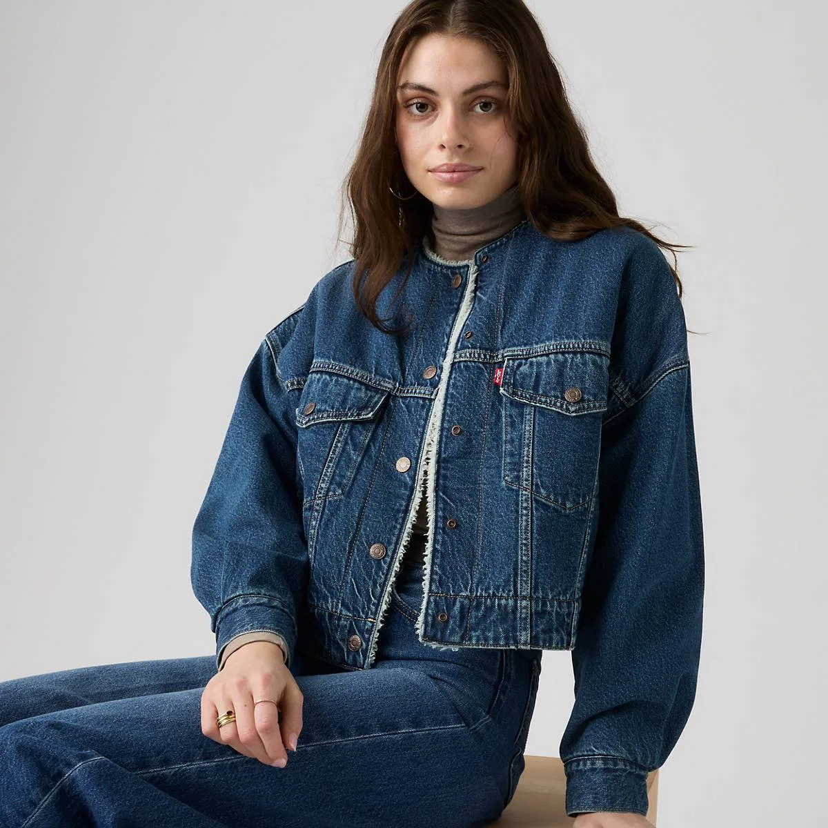 Укороченная куртка-тракер без воротника из искусственного меха Levi's, Rogue Rumor - Medium Wash