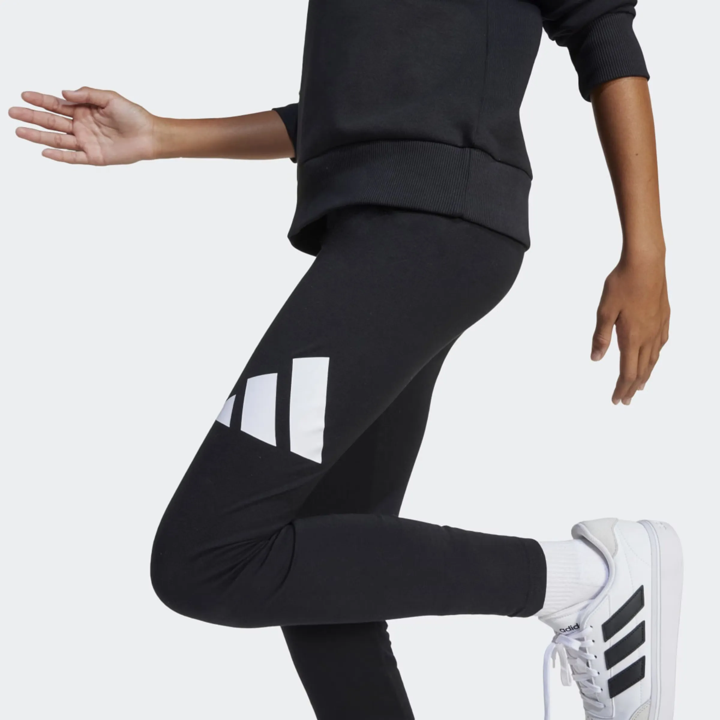 Сетчатая футболка Essentials для девочки adidas, черный — фото 4