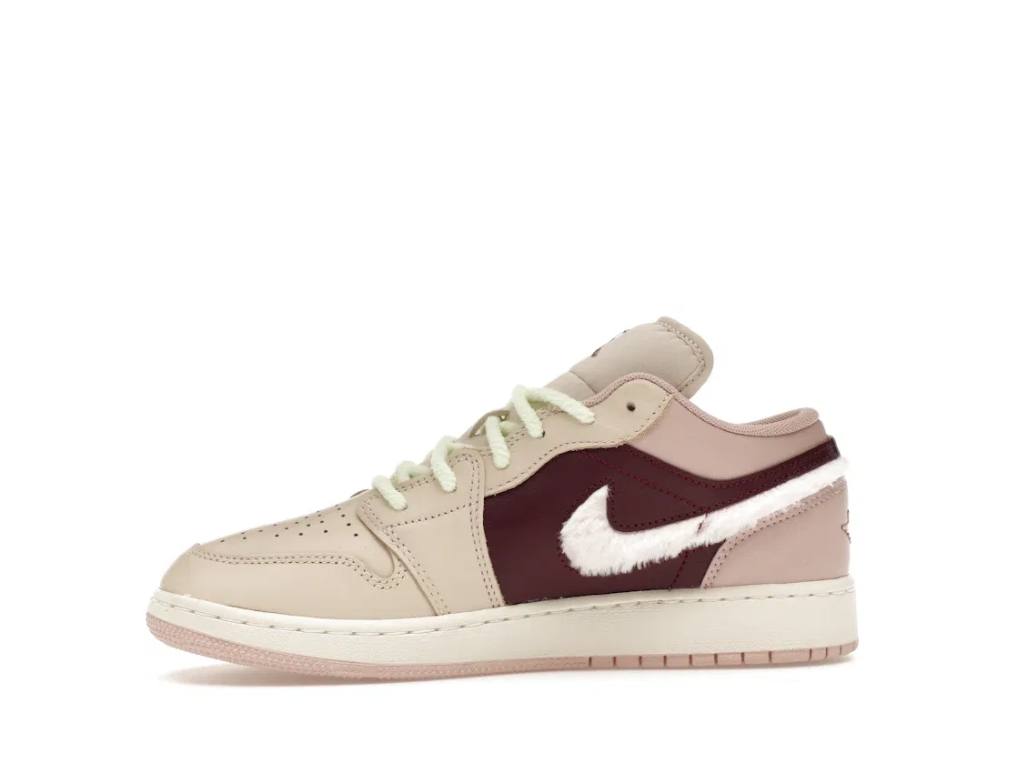 Детские кроссовки Lifestyle Jordan 1 Low SE Jordan, Legend Light Brown/Pink Oxford/Bordeaux/Pink Foam — фото 3