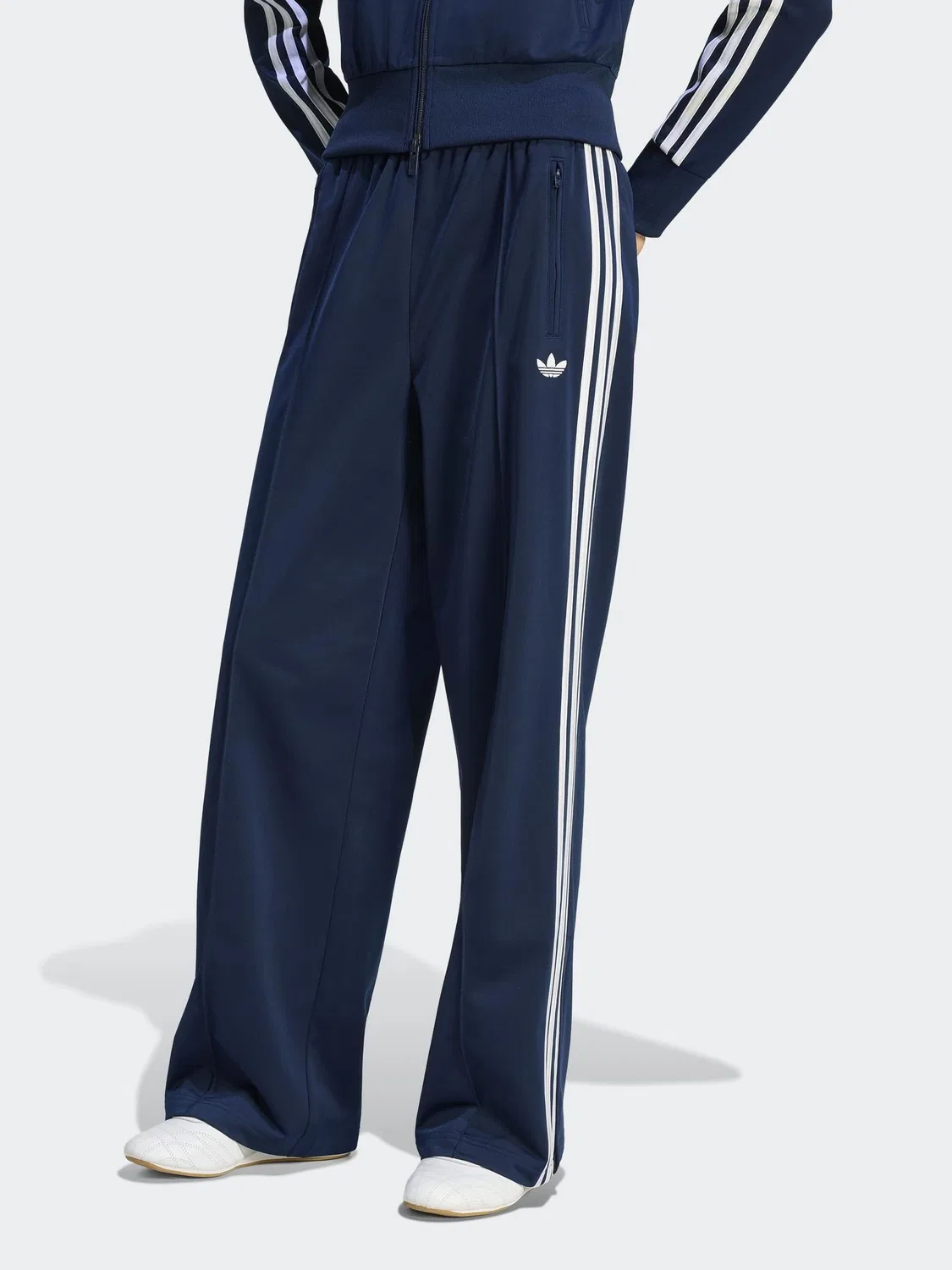 Штаны свободного кроя Firebird, adidas Originals, сине-белые